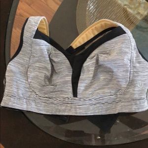 Lululemon running bra 36C